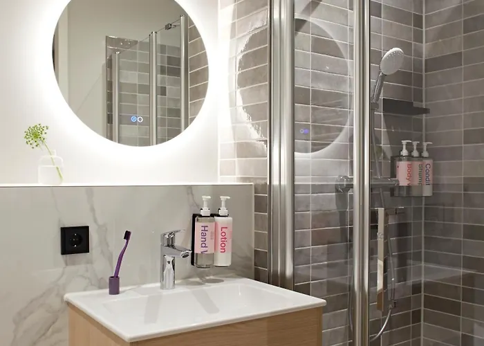 Numa Coolsingel Апарт-отель 4*