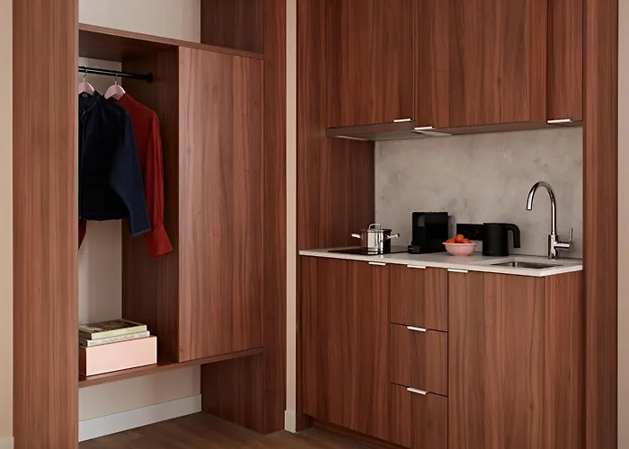 Numa Coolsingel 4* רוטרדם