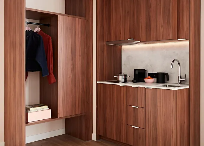 Apartahotel Numa Coolsingel 4*